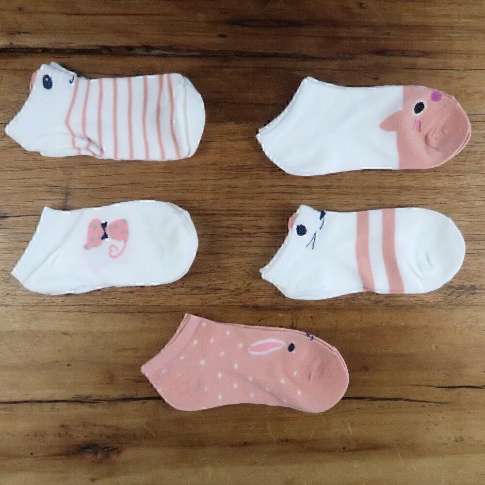 5 PAIR PINK & WHITE WHIMISCAL KITTY CAT & BUNNY PRINT ANKLE SOCKS SIZE 5 TO 8